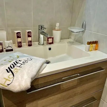 Cybelle Yourhosthelper Apartament Mandelieu