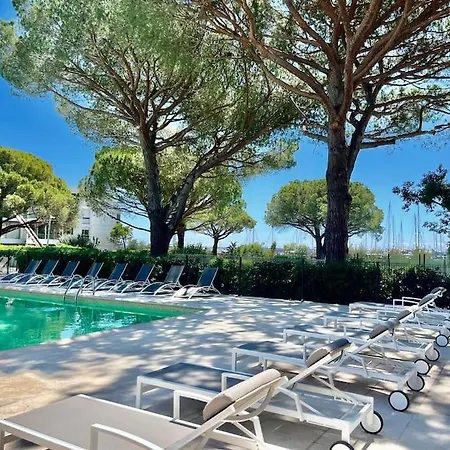 Cybelle Yourhosthelper Apartament *